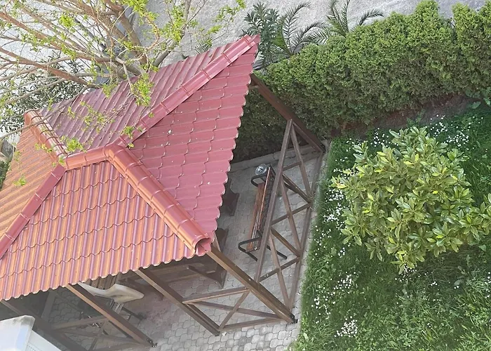 A Tiny Flat * Slăntjev Brjag