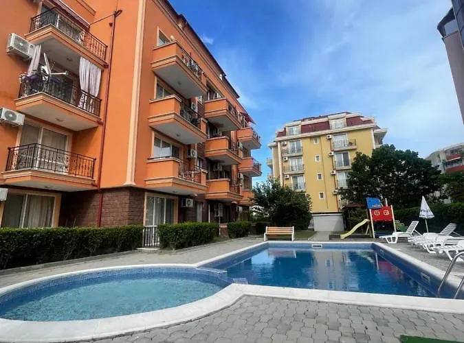 A Tiny Flat * Slăntjev Brjag